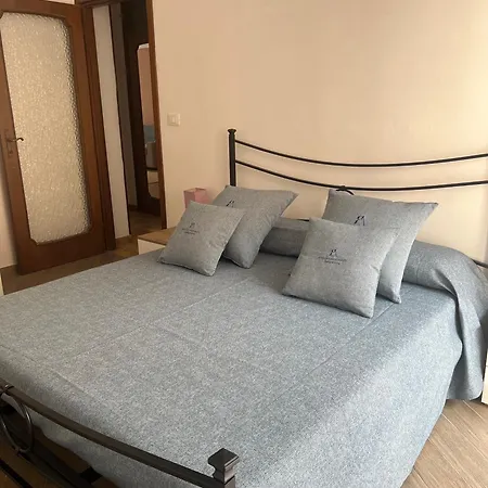 Arts At 5 Terre Coast *