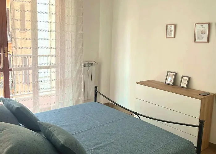 Arts At 5 Terre Coast